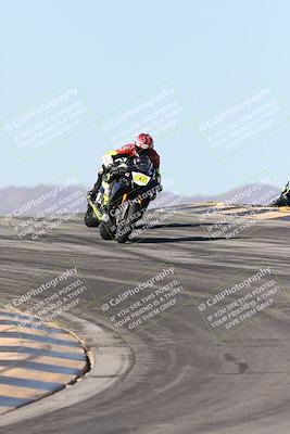 media/Dec-07-2025-CVMA (Sun) [[3e7d2de5dc]]/Race 6-The Shootout/